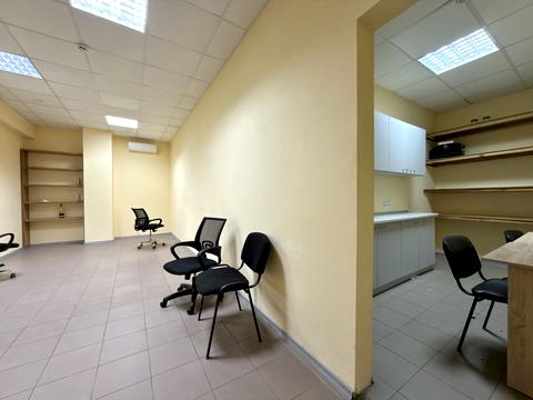 коммерческая по адресу Евгения Коновальца ул. (Щорса), 36