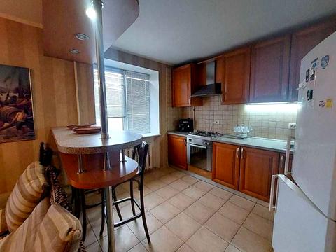 квартира за адресою Краснова вул., 11б