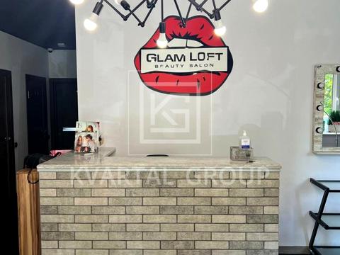 комерційна за адресою Західна вул., 8