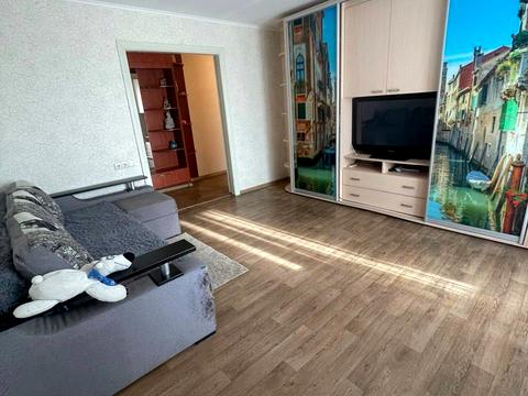 квартира за адресою Академіка Корольова вул., 48/1