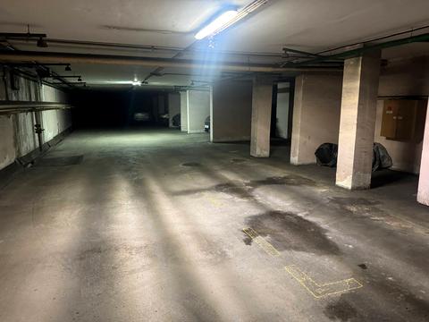 паркоместо по адресу Академика Булаховского ул., 5-Д