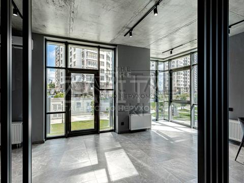 коммерческая по адресу Андрея Верхогляда ул. (Михайла Драгомирова), 19-А