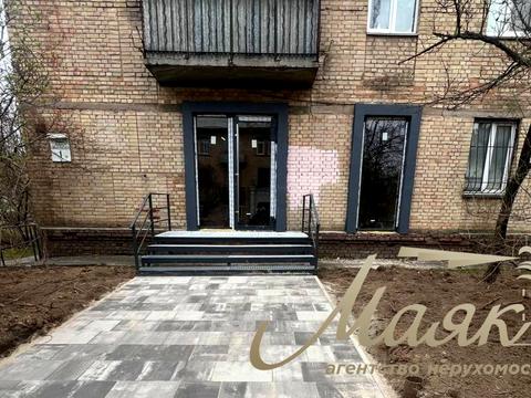 комерційна за адресою Катерини Білокур вул., 1