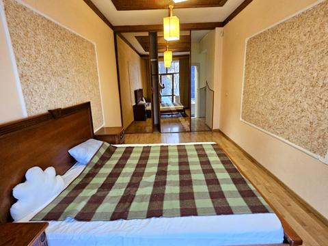 квартира за адресою Дмитра Донцова вул., 11