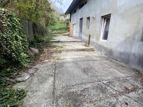 будинок за адресою Міклоша Берчені вул.