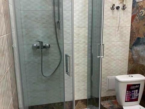 комерційна за адресою Кудрявська вул., 31-33