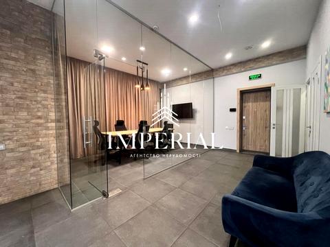 коммерческая по адресу Кловский спуск, 7a