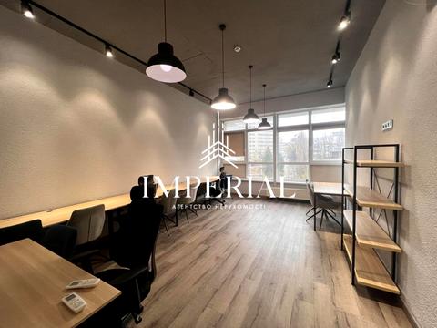 коммерческая по адресу Кловский спуск, 7a