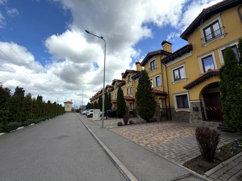 будинок за адресою Богатирський проїзд, 8