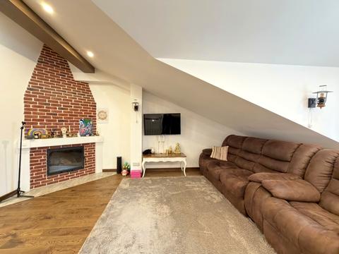 будинок за адресою Богатирський проїзд, 8