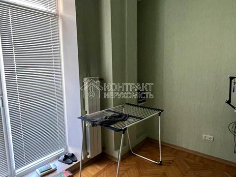 квартира за адресою Кооперативна вул., 13/2