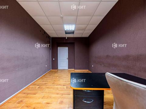 комерційна за адресою Отакара Яроша вул., 9а