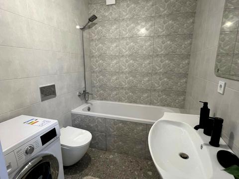 квартира за адресою Ольги Кобилянської вул. (Достоєвського), 1-В/5