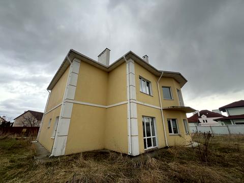 будинок за адресою Ясна