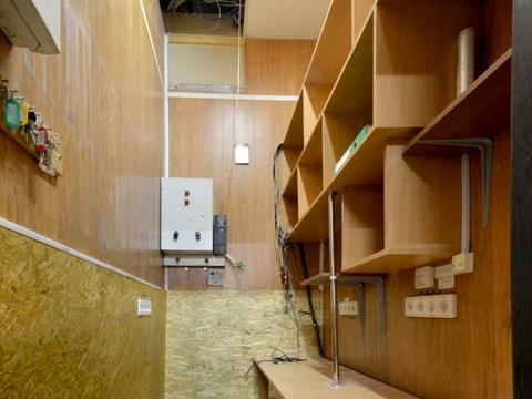 комерційна за адресою Саксаганського вул., 120