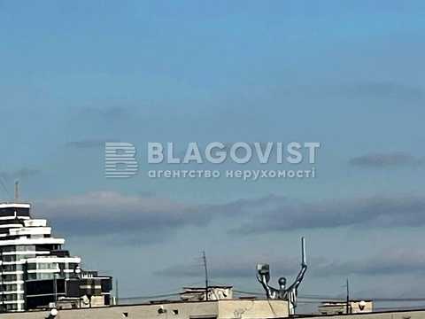 коммерческая по адресу Яготинская ул., 4/10