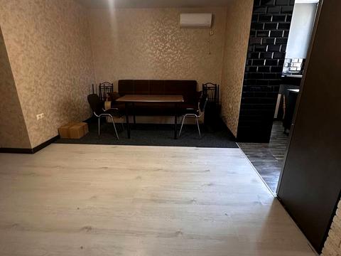 квартира за адресою Старицького вул., 20/3