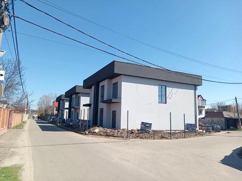 будинок за адресою Центральна вул., 19а