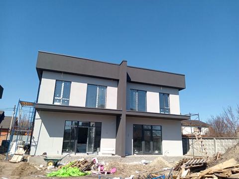 будинок за адресою Центральна вул., 19а