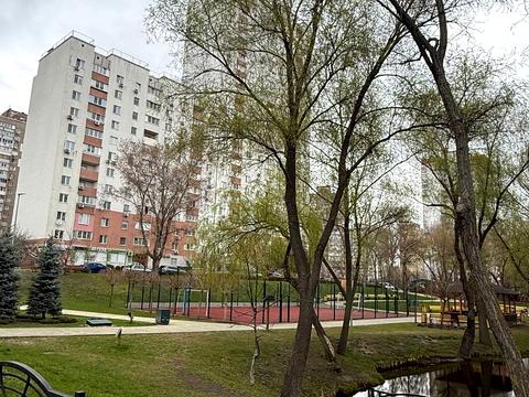 квартира по адресу Червоной Калины просп. (Владимира Маяковского), 1-В