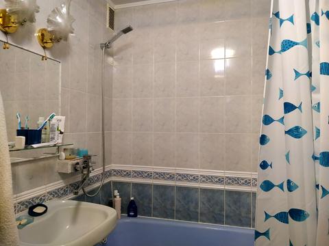 квартира за адресою Ревуцького вул., 11-В