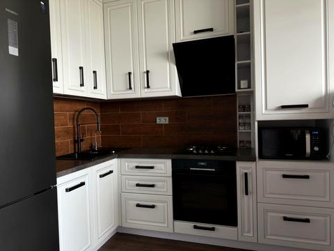 квартира за адресою Юнацька вул., 1