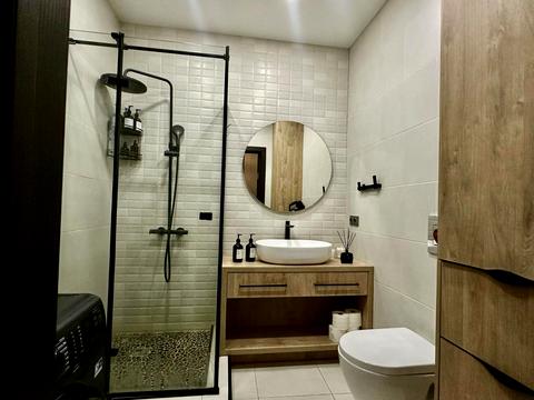 квартира за адресою Юнацька вул., 1