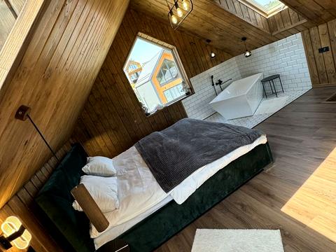 будинок за адресою Богдана Хмельницького