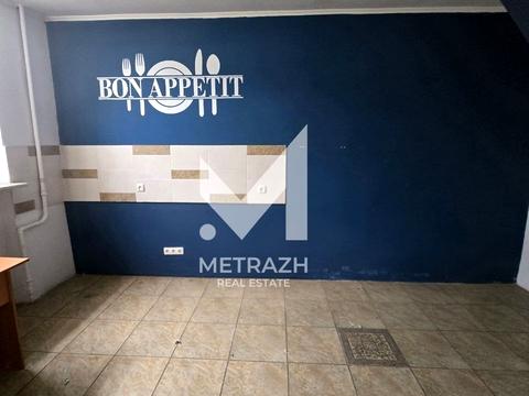 комерційна за адресою Університетська вул., 37/39