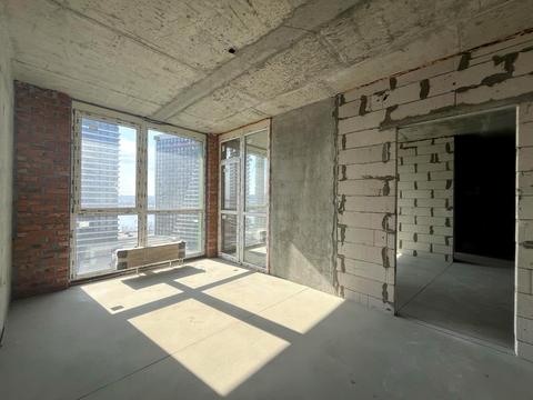 квартира за адресою Причальна вул., 8