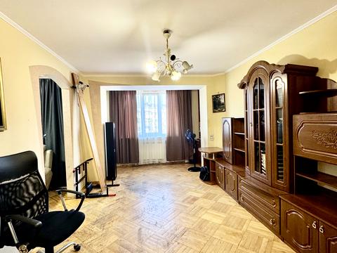 квартира за адресою Євгена Коновальця вул., 88а