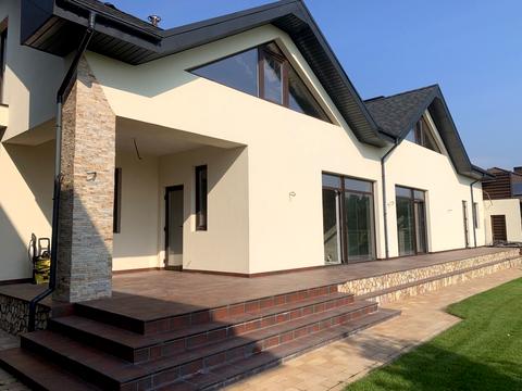 будинок за адресою Лісна