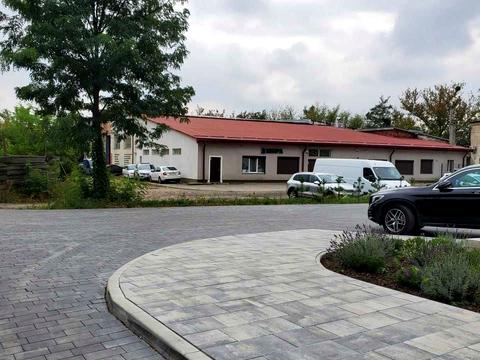 комерційна за адресою Залізнична вул., 7П