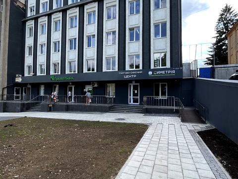 комерційна за адресою Тараса Шевченка вул., 25