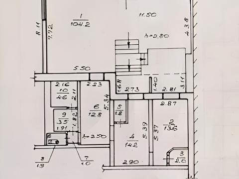 комерційна за адресою Миру просп., 18