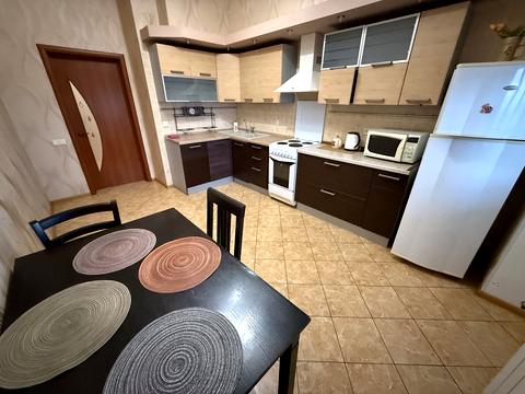 квартира по адресу Владимира Ивасюка просп. (Героїв Сталінграду), 6