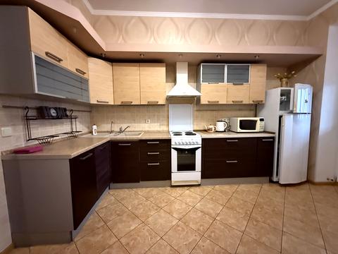 квартира по адресу Владимира Ивасюка просп. (Героїв Сталінграду), 6