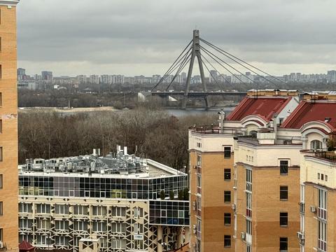 квартира по адресу Владимира Ивасюка просп. (Героїв Сталінграду), 6