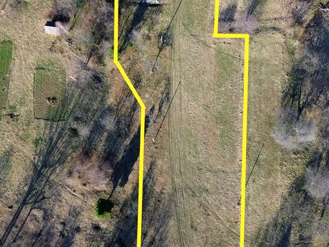 ділянка за адресою 