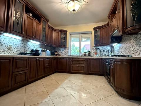 будинок за адресою нема