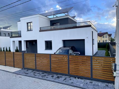 будинок за адресою нема