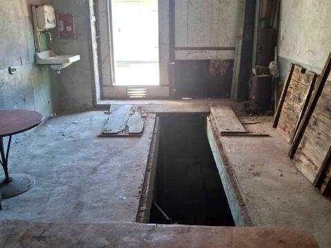 паркоместо по адресу Геологів ул., 1