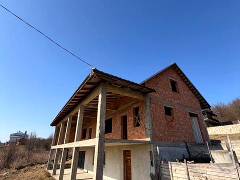 будинок за адресою Виноградна