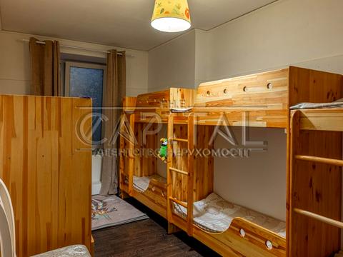 комерційна за адресою Ділова вул. (Димитрова), 7