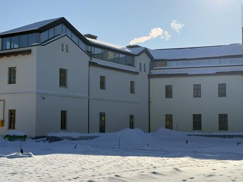 комерційна за адресою Богдана Хмельницького  вул., 116