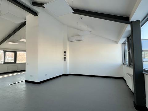 комерційна за адресою Богдана Хмельницького  вул., 116