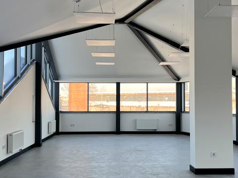 комерційна за адресою Богдана Хмельницького  вул., 116