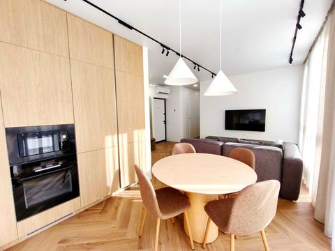 квартира за адресою Київ, Салютна вул., 2к24