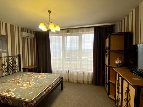 квартира по адресу Миколы Бажана просп., 1-А