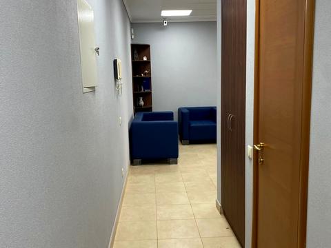 комерційна за адресою Кловський узвіз, 14-Б